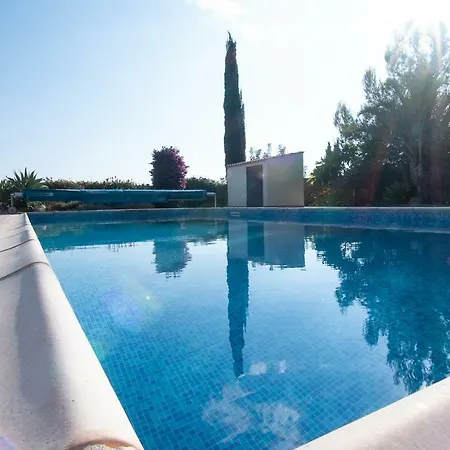 Villa Large Luxury 4 Bedroom *