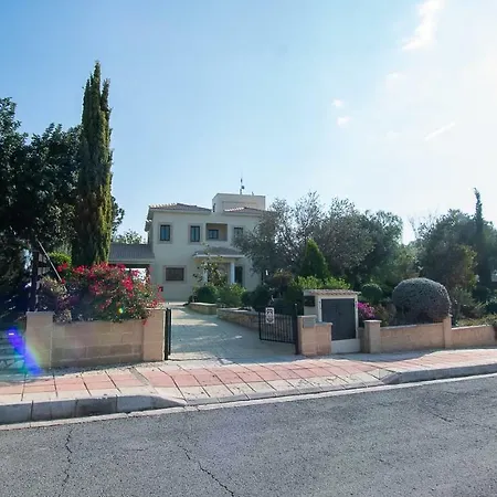 Villa Large Luxury 4 Bedroom Potami